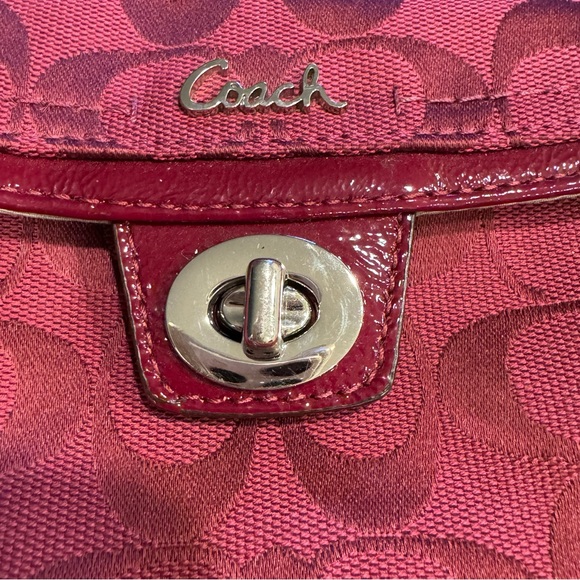 Coach Maroon Crossbody Shoulder Bag Patent Trim Turnlock Pocket - Picture 5 of 13